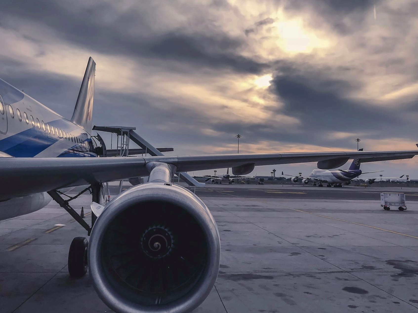 항공기 탑승 - 게이트와 탑승 브리지